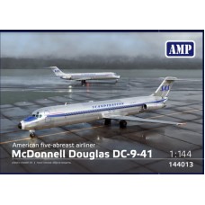 Пасажирський літак McDonnell Douglas DC-9-41 (Scandinavian Airlines)