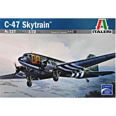 Транспортний літак C-47 "Skytrain"