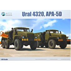 Армійська вантажівка Урал 4320/АПА-5Д із завантажувальним візком
