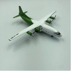 Військово-транспортний літак Ан-12 КАВОК, зелена ліврея