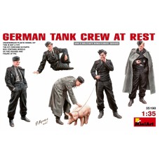 Німецький танковий екіпаж на відпочинку