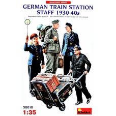 Персонал німецького залізничного вокзалу 1930-40-х років