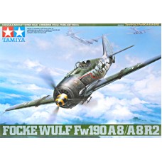 Німецький винищувач Focke-Wulf Fw190 A-8 / A-8 R2